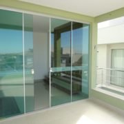 portas-de-vidro-incolor