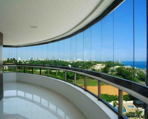 Cortina de vidro temperado